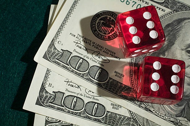 Live dealer roulette and blackjack tables at soda777